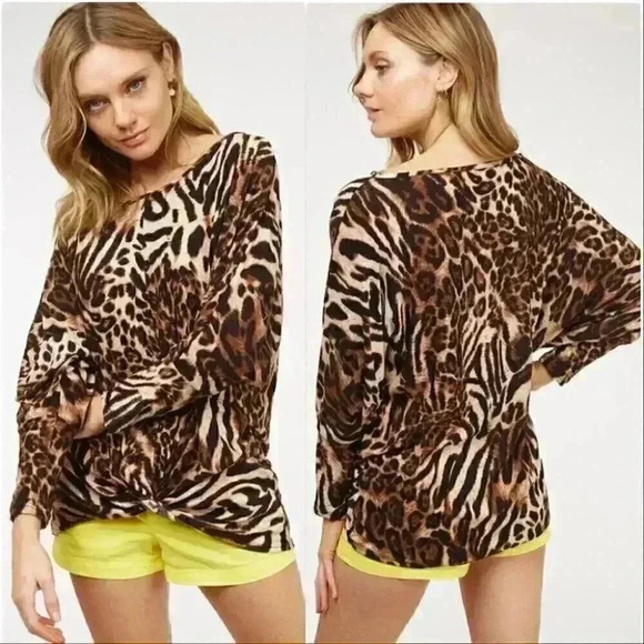 LAYA Animal Print Top - Picture 1 of 3